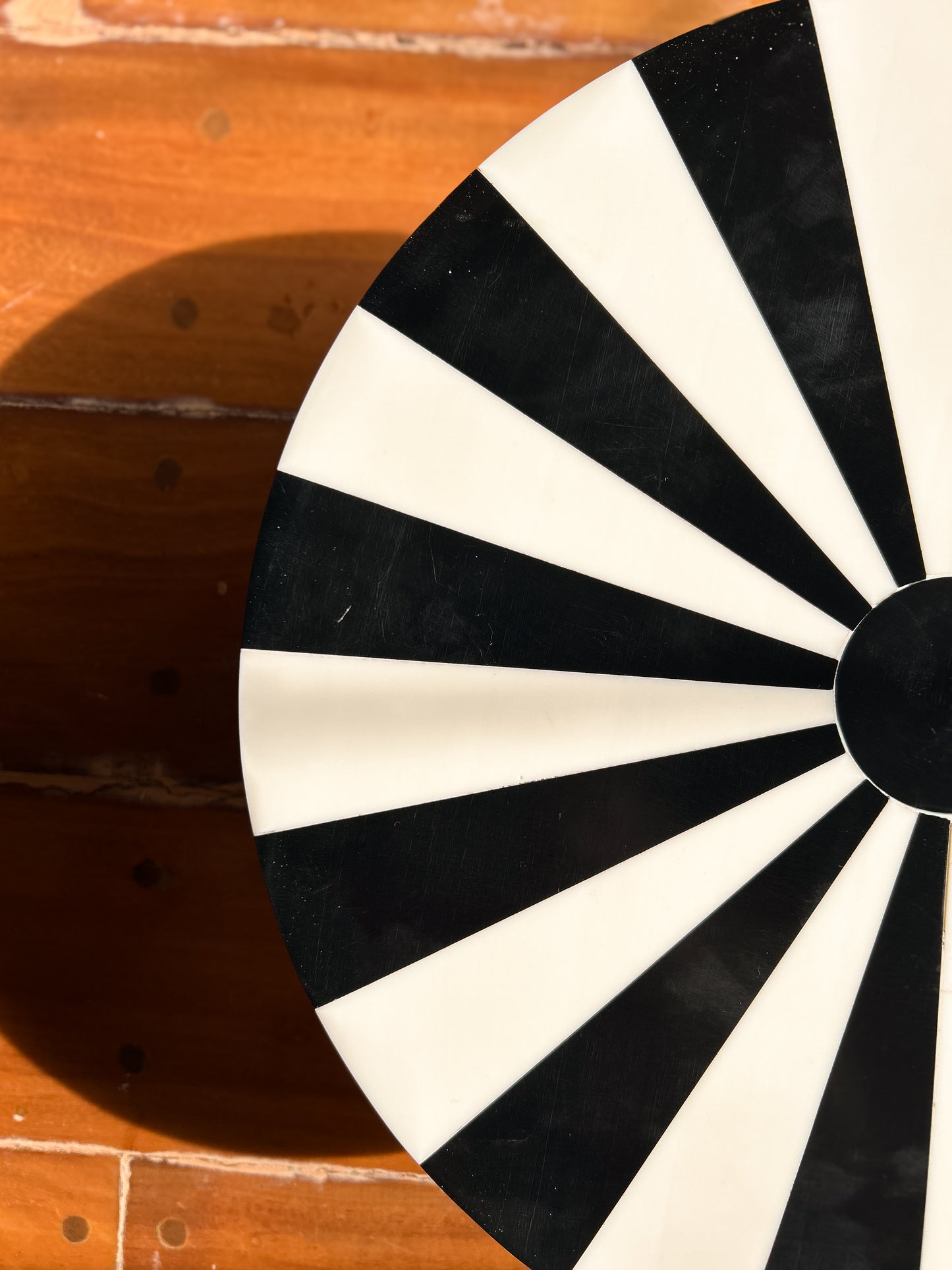 Jugglr Jr. Cake Stand