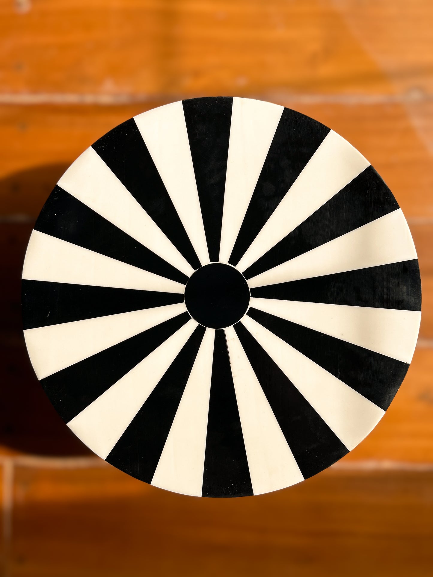 Jugglr Jr. Cake Stand