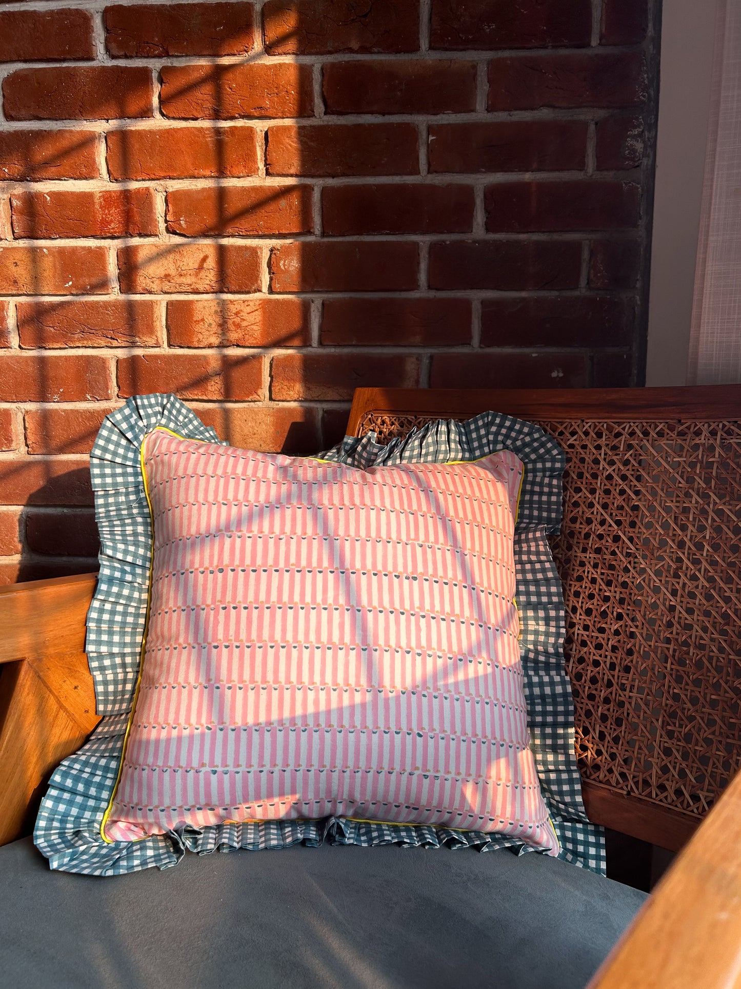Cleopatra's Garden Cushion Cover