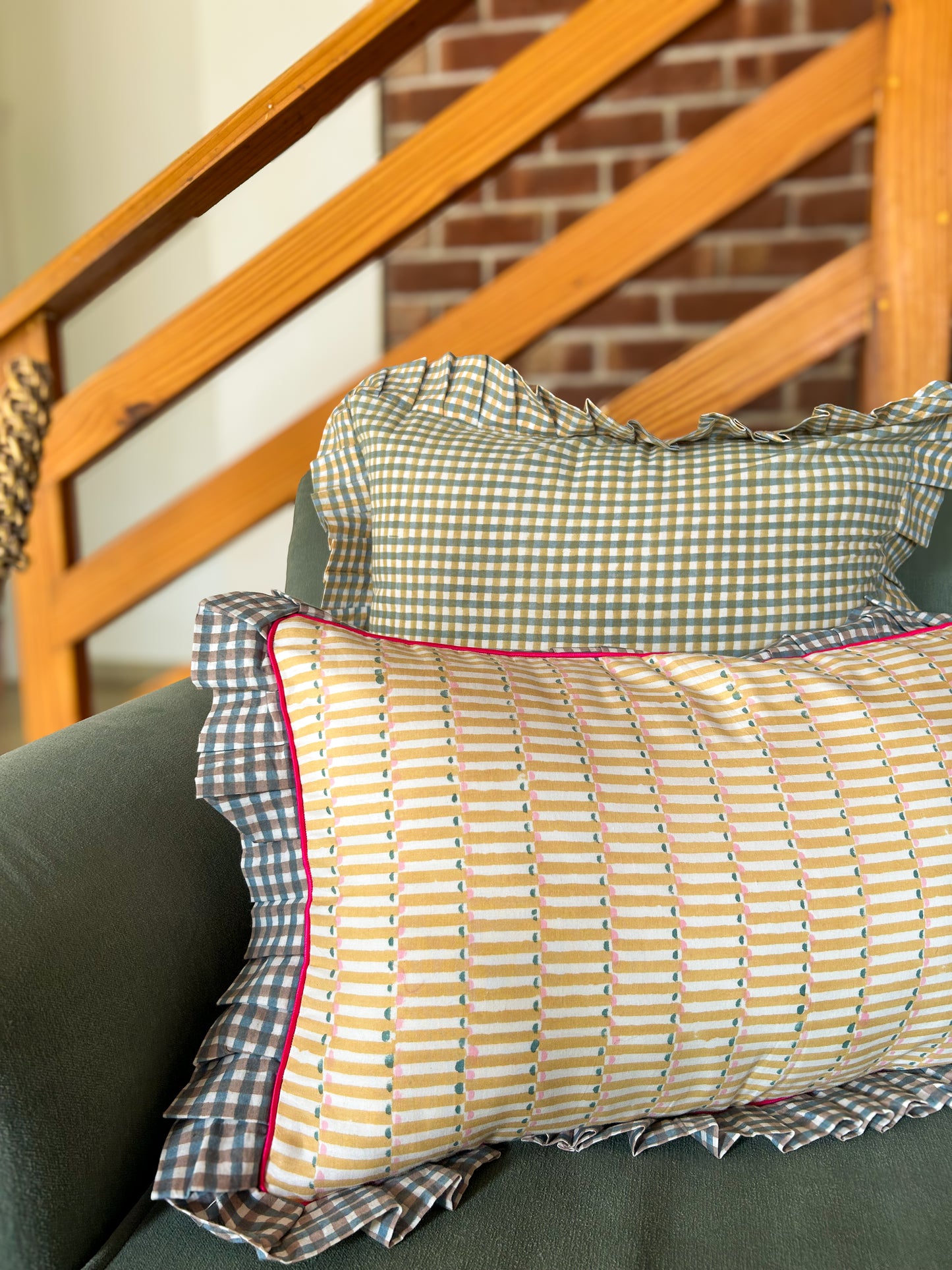 Daisy Fair Cushion Cover