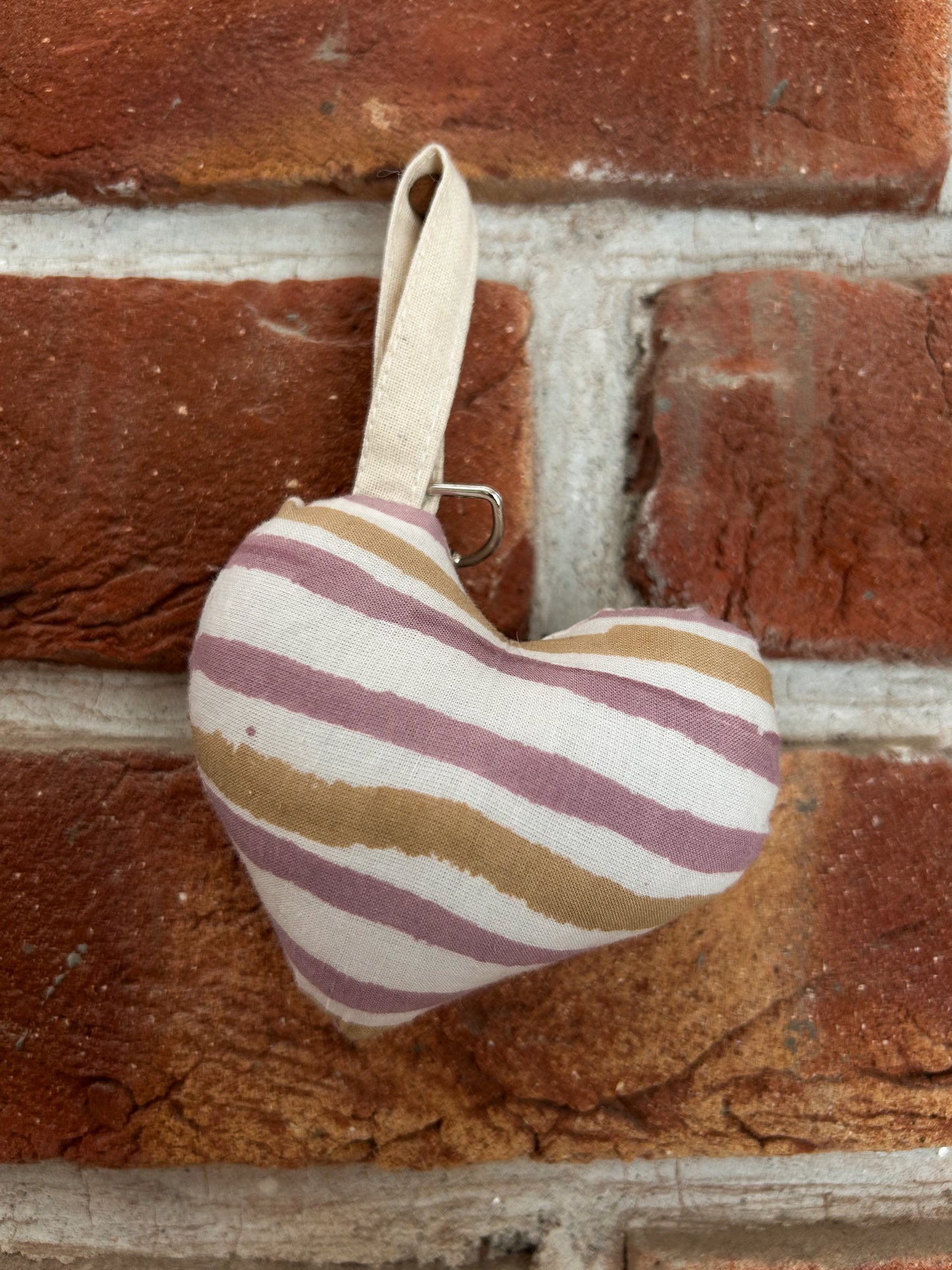 Cirque Heart Charms