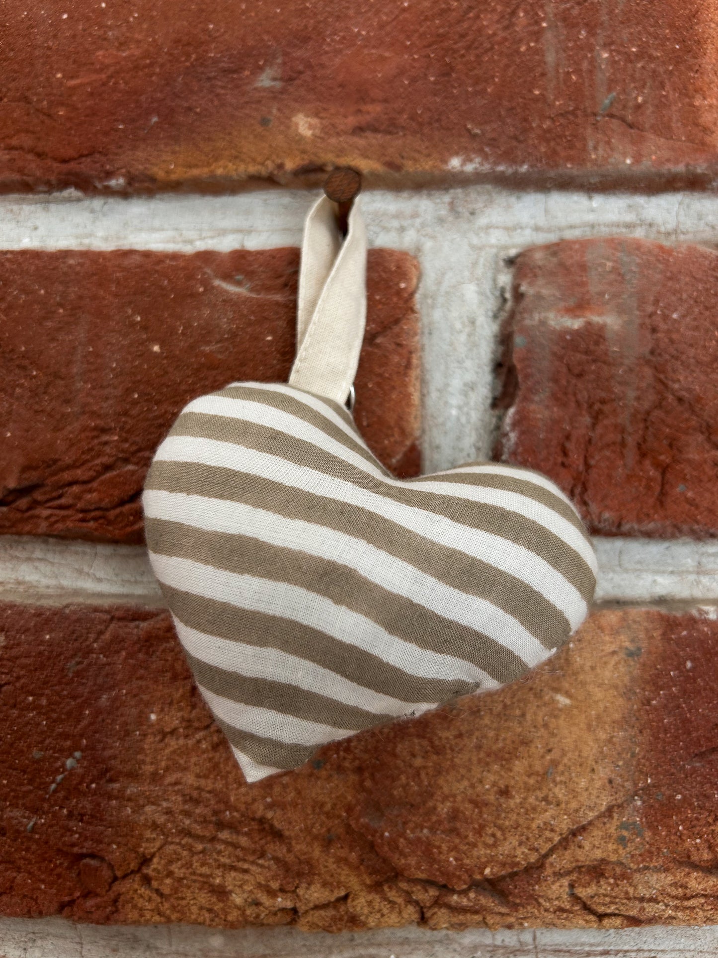Cirque Heart Charms